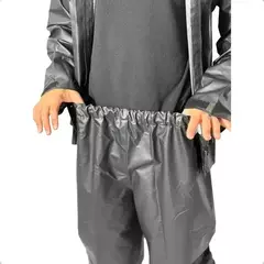 CONJUNTO CAPA DE CHUVA PIONEIRA PVC POP GOLA - M - loja online