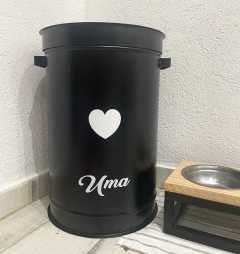 Contenedor Black M - Tito’s Tienda de Mascotas 