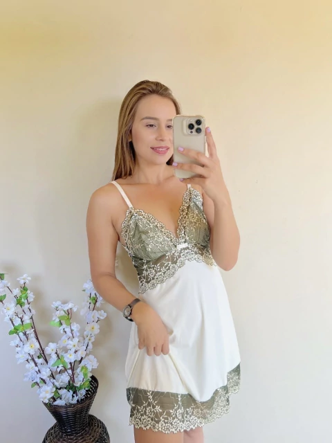 Camisola Maria - Off/Verde - comprar online