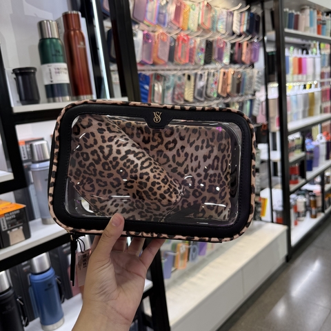 NECESER 3 PIEZAS ANIMAL PRINT Victoria’S secret