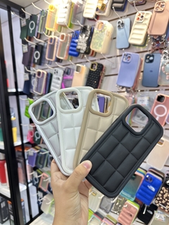CASE CHOCOLATE IP 14 Pro Max