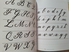 Desenhando letras, de Juliana Moore - comprar online