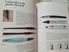 Desenhando letras, de Juliana Moore - La Délicatesse