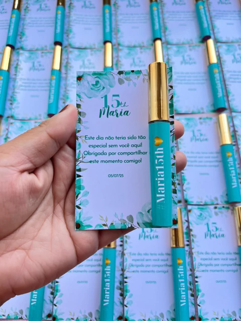 Gloss com tampa dourada + Cartão Personalizado Para Aniversário - comprar online