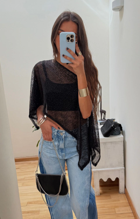 Capa Auri negra - comprar online