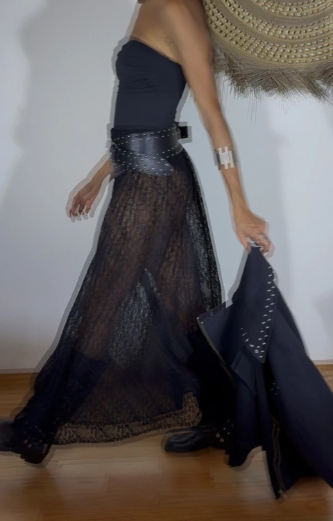 Falda Fortaleza negra - comprar online