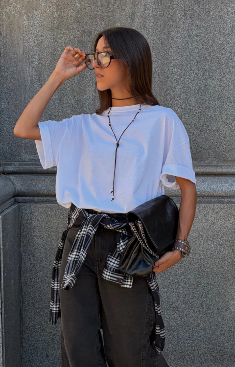Remera over classic