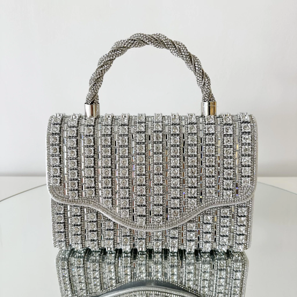 BOLSA SMALL CRAVEJADA EM ESPELHOS