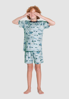 PIJAMA INFANTIL MENINO CURTO EM MALHA AVELUDADA ESTAMPA DE POLÍCIA