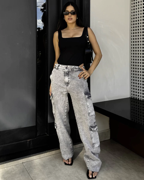 Calça Wide Leg Cargo