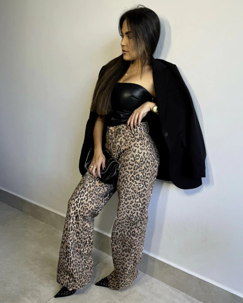 Calça Wide Leg Onça - comprar online