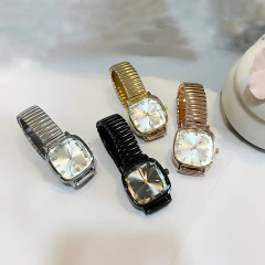 Relógio Feminino Quadrado de Pulso Elastico Mola - loja online