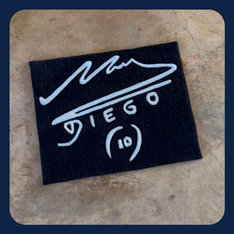 Alfombra Firma Diego Maradona Negra - comprar online