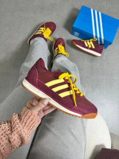 ADIDAS SL