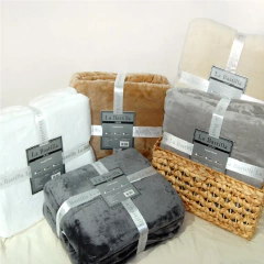 Frazada Flannel La Bastilla King Size Suaves y Abrigadas