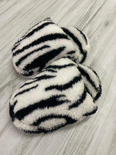 Pantuflon KIDS cebra en internet
