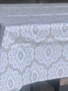 Mantel impermeable mandala champagne - comprar online