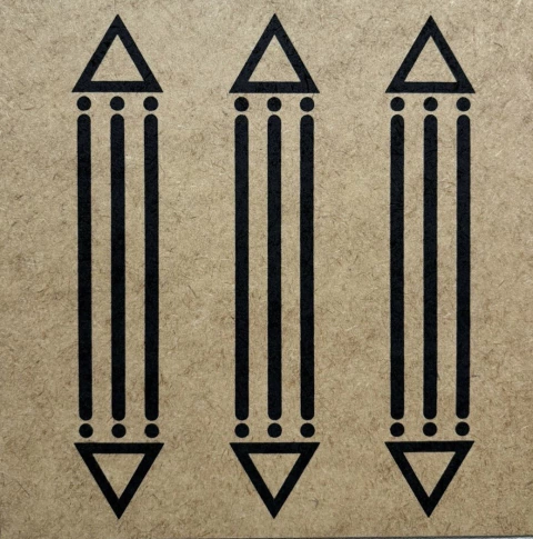 Gráfico Luxor em MDF Cru - 17cm x 17cm x 3mm