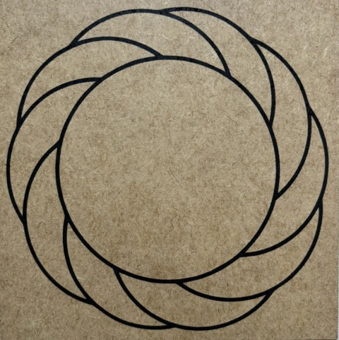 Gráfico Turbilhão em MDF Cru - 17cm x 17cm x 3mm