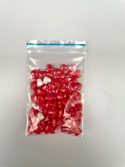 Sprinkles de Azúcar 30 gr. - corazones rojos