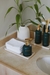 KIT BANDEJA CERÂMICA M + SABONETE LÍQUIDO + 6 TOALHINHAS DE LAVABO na internet
