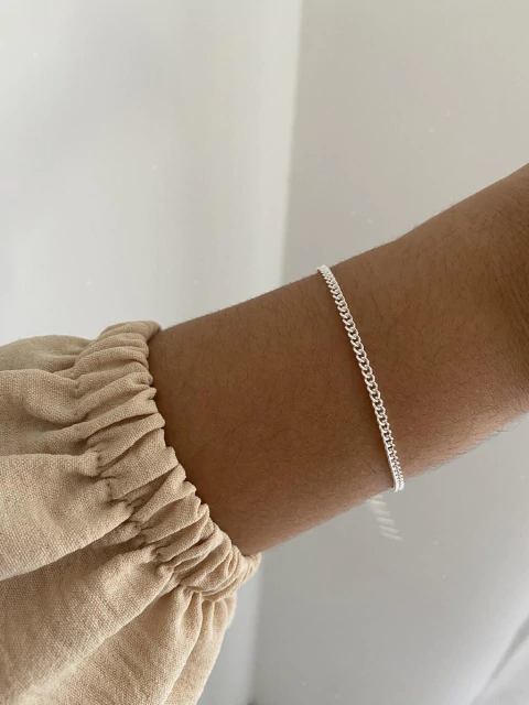 Pulseiras correntinha - prata