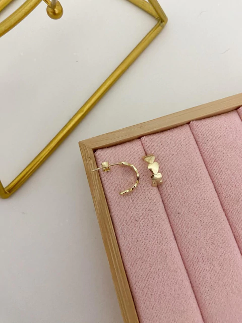 Argolinha manu - ouro