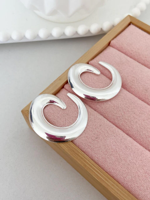 Brinco caracol - prata