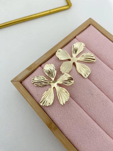 Brinco Flor Olivia - ouro