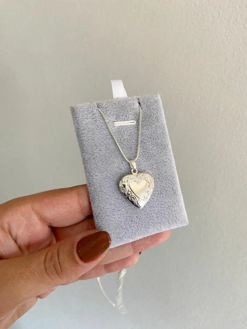 Relicário coração grande - prata