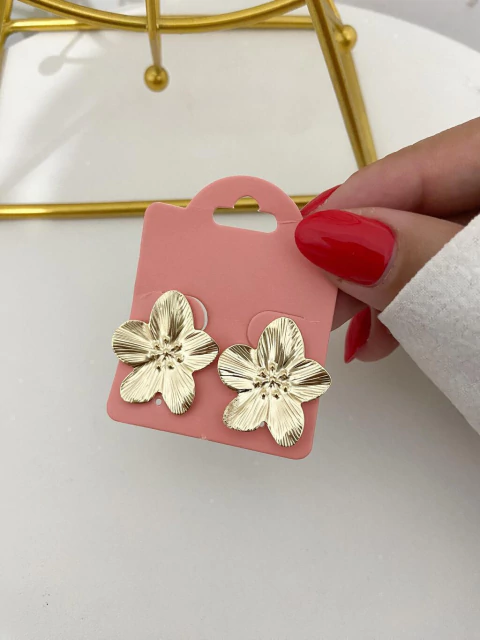 Brinco Flor detalhada - ouro