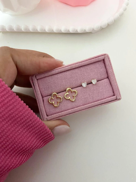 Duo trevo c ponto de luz - ouro