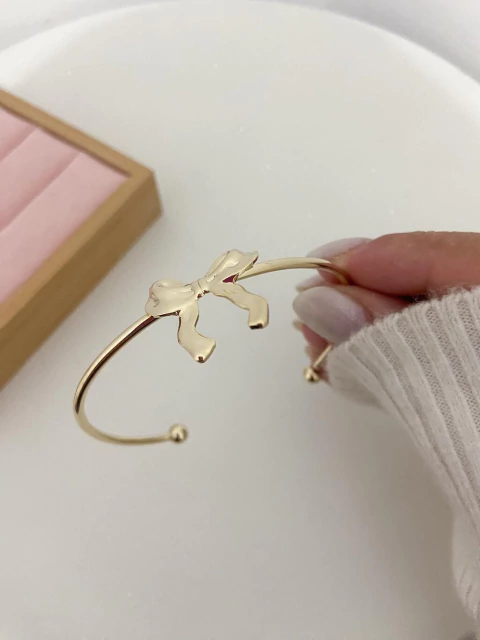 Bracelete laço - ouro