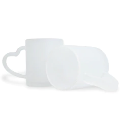 Caneca de Vidro Jateado com Alça Coração para Sublimação – 325ml