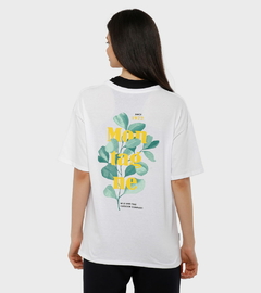 Remera BOTANICAL en internet