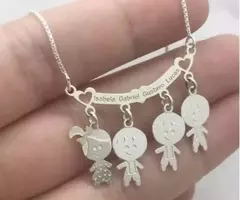 Colar canga quatro bonequinhos