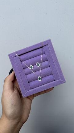 Conjunto gota esmeralda