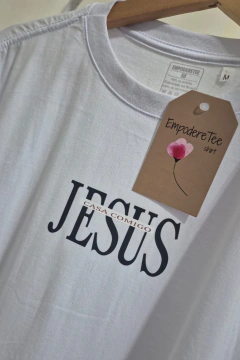 T-shirt Premium - 100% algodão - Casa Comigo Jesus - EmpodereTee