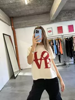 Remera love - comprar online