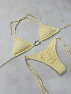 Bikini con Hebilla Asimétrica