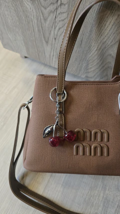 Cartera mm charm cereza en internet