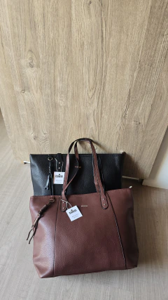 Cartera Cris con charm