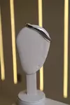 Piercing fake Asa banhado a prata