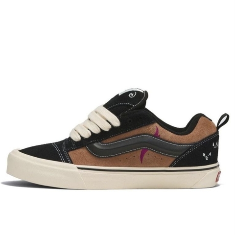 Disney X Vans Knu Skool “Scar”