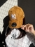 BONE NEW YORK YANKEES CARAMELO - comprar online