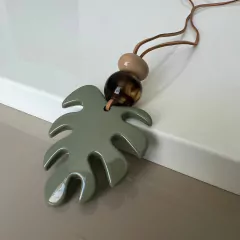 Colar Costela de Adão Resina na internet