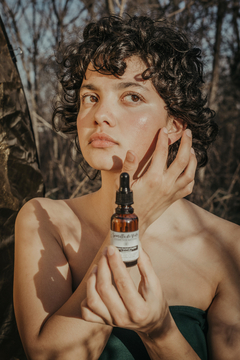 Sérum oleoso facial, corporal y capilar