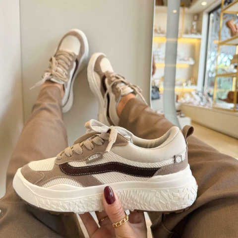 Tênis V NEO OFF/CACAU