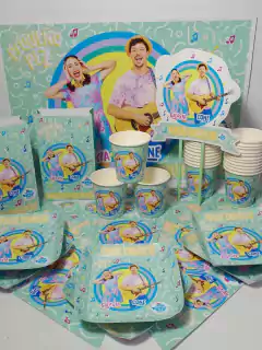 KIT DECO CUMPLEAÑOS: Galaxia y Cone. Verde (10 unidades). Entrega inmediata