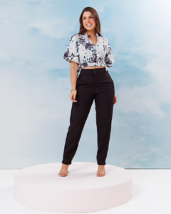 Conjunto de Calça Lori na internet